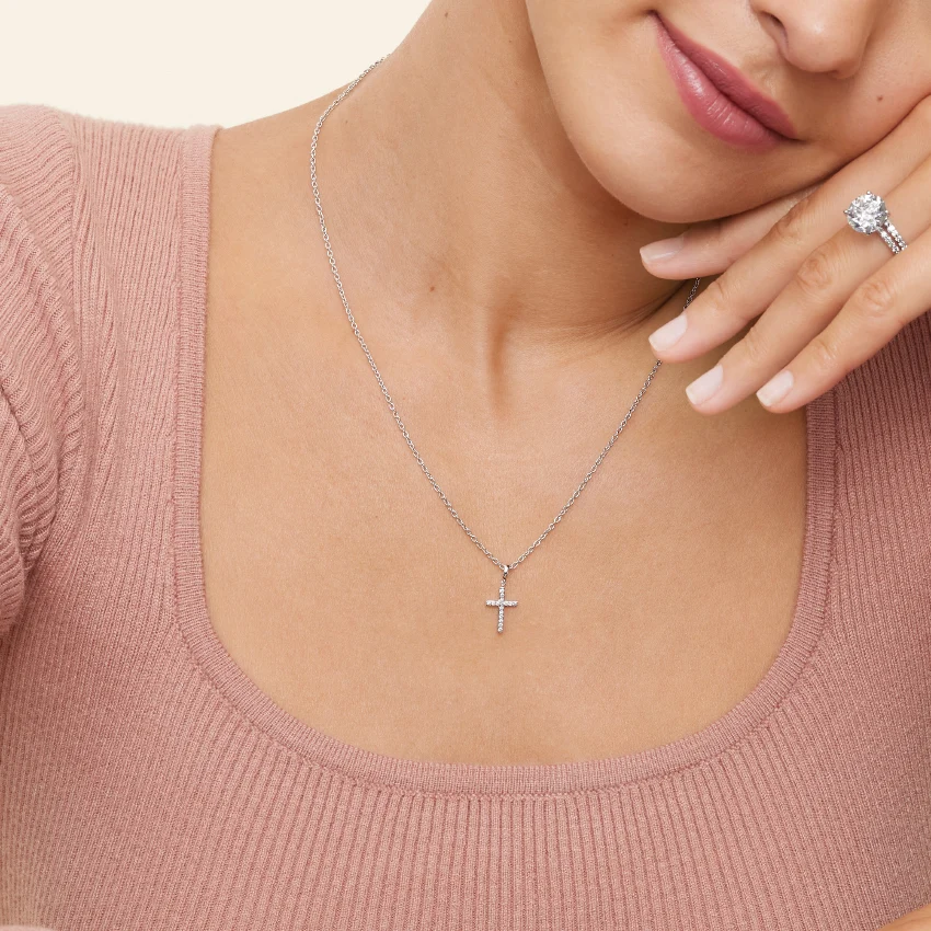 Cross Diamond Pendant - Image 4