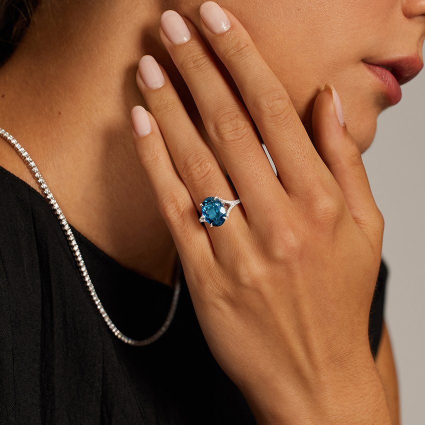 Jubilee London Blue Topaz and Diamond Cocktail Diamond Ring - Image 3
